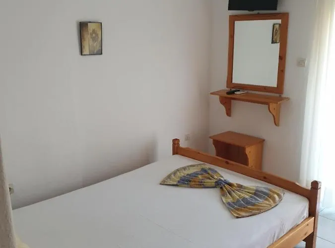 公寓式酒店 Fouli House 佩科霍里