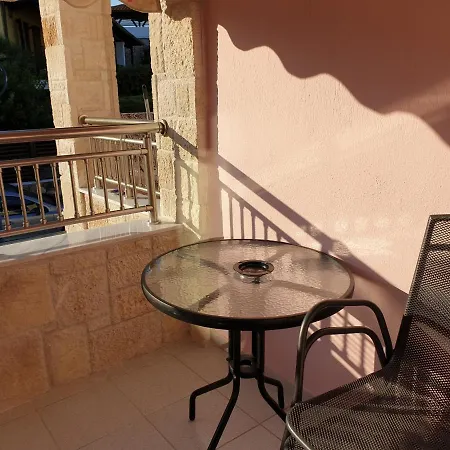 Fouli House Hotel apartamentowy Pefkochori