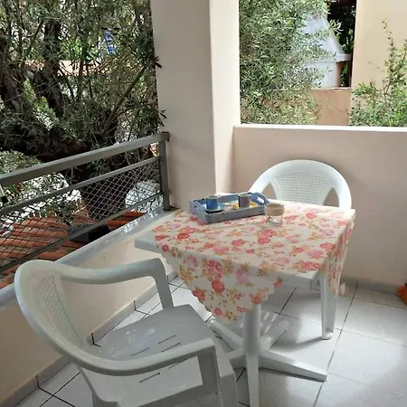 Fouli House Hotel apartamentowy *