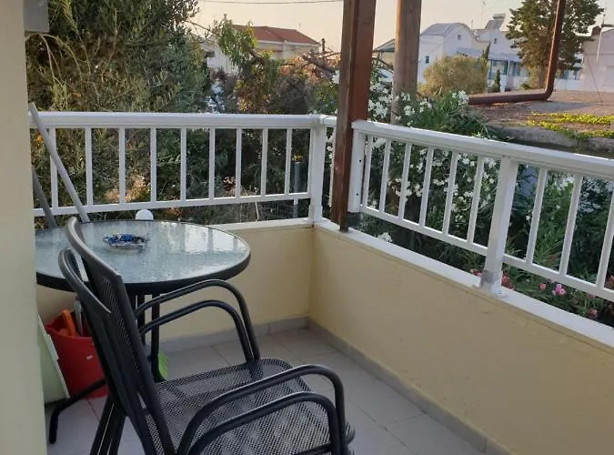 Fouli House Aparthotel