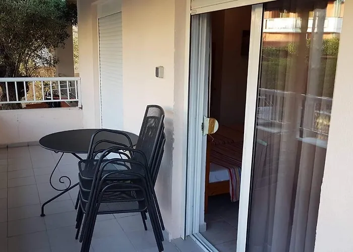 Fouli House Aparthotel Pefkochori